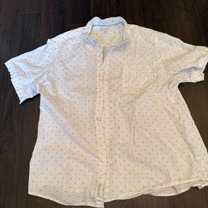 Men's White Short Sleeve Shirt